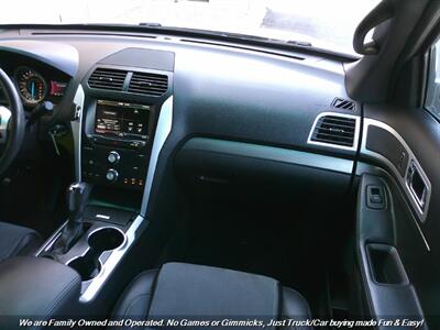 2015 Ford Explorer XLT   - Photo 38 - Mesa, AZ 85202