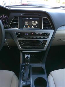 2016 Hyundai SONATA SE   - Photo 36 - Mesa, AZ 85202