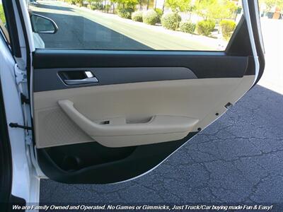 2016 Hyundai SONATA SE   - Photo 26 - Mesa, AZ 85202