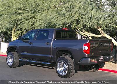 2018 Toyota Tundra Crew Max SR5   - Photo 7 - Mesa, AZ 85202