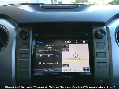 2018 Toyota Tundra Crew Max SR5   - Photo 38 - Mesa, AZ 85202