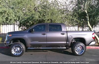 2018 Toyota Tundra Crew Max SR5   - Photo 8 - Mesa, AZ 85202