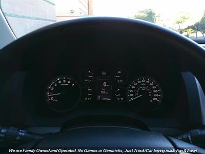 2018 Toyota Tundra Crew Max SR5   - Photo 10 - Mesa, AZ 85202