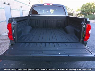 2018 Toyota Tundra Crew Max SR5   - Photo 9 - Mesa, AZ 85202