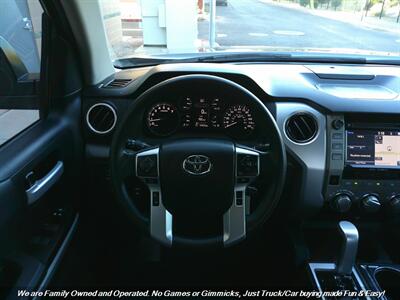 2018 Toyota Tundra Crew Max SR5   - Photo 36 - Mesa, AZ 85202