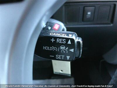 2018 Toyota Tundra Crew Max SR5   - Photo 44 - Mesa, AZ 85202