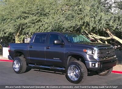 2018 Toyota Tundra Crew Max SR5   - Photo 1 - Mesa, AZ 85202