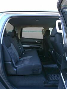 2018 Toyota Tundra Crew Max SR5   - Photo 25 - Mesa, AZ 85202