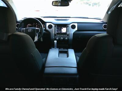 2018 Toyota Tundra Crew Max SR5   - Photo 33 - Mesa, AZ 85202