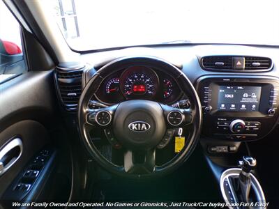 2019 Kia Soul +   - Photo 15 - Mesa, AZ 85202