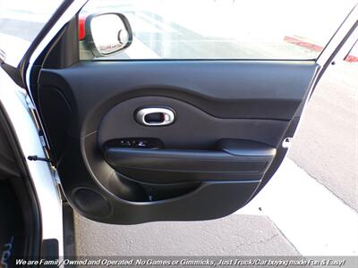 2019 Kia Soul +   - Photo 31 - Mesa, AZ 85202