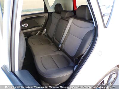 2019 Kia Soul +   - Photo 22 - Mesa, AZ 85202