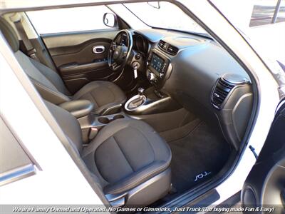 2019 Kia Soul +   - Photo 30 - Mesa, AZ 85202
