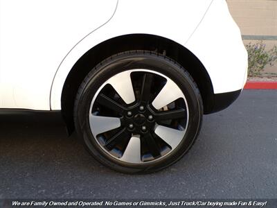 2019 Kia Soul +   - Photo 45 - Mesa, AZ 85202