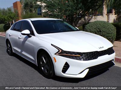 2022 Kia K5 LXS - Photo 1 - Mesa, AZ 85202
