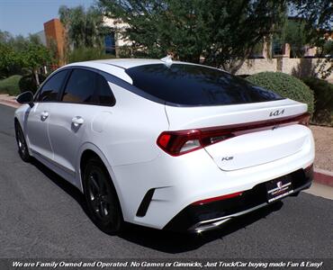 2022 Kia K5 LXS - Photo 7 - Mesa, AZ 85202