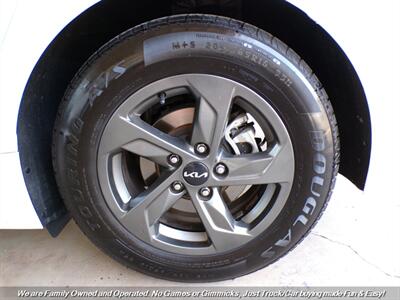 2022 Kia K5 LXS - Photo 35 - Mesa, AZ 85202