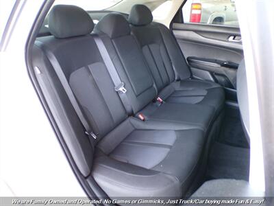 2022 Kia K5 LXS - Photo 21 - Mesa, AZ 85202