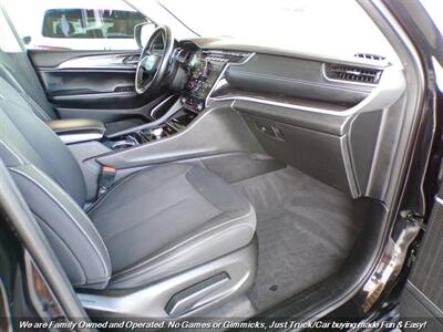 2022 Jeep Grand Cherokee L Laredo - Photo 30 - Mesa, AZ 85202
