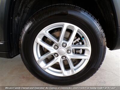 2022 Jeep Grand Cherokee L Laredo - Photo 43 - Mesa, AZ 85202