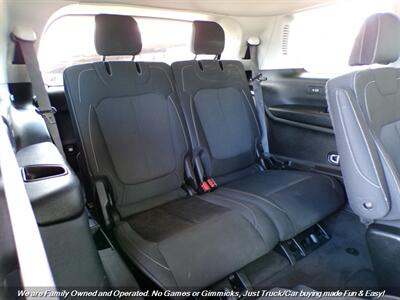 2022 Jeep Grand Cherokee L Laredo - Photo 23 - Mesa, AZ 85202