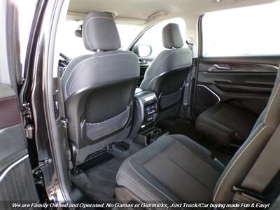 2022 Jeep Grand Cherokee L Laredo - Photo 19 - Mesa, AZ 85202