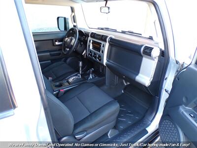 2007 Toyota FJ Cruiser   - Photo 24 - Mesa, AZ 85202