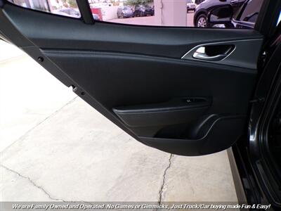 2018 Kia Stinger GT - Photo 17 - Mesa, AZ 85202