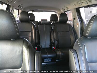 2015 Toyota Sienna SE Premium 8-Passeng - Photo 33 - Mesa, AZ 85202