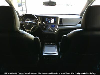 2015 Toyota Sienna SE Premium 8-Passeng - Photo 34 - Mesa, AZ 85202