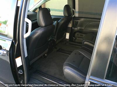 2015 Toyota Sienna SE Premium 8-Passeng - Photo 21 - Mesa, AZ 85202