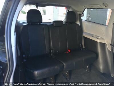 2015 Toyota Sienna SE Premium 8-Passeng - Photo 24 - Mesa, AZ 85202