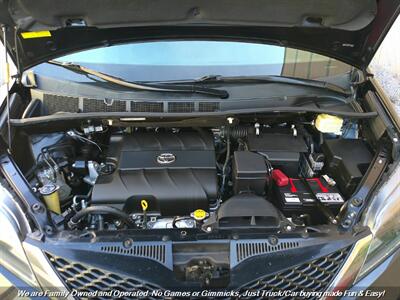 2015 Toyota Sienna SE Premium 8-Passeng - Photo 58 - Mesa, AZ 85202