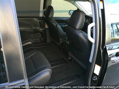 2015 Toyota Sienna SE Premium 8-Passeng - Photo 27 - Mesa, AZ 85202