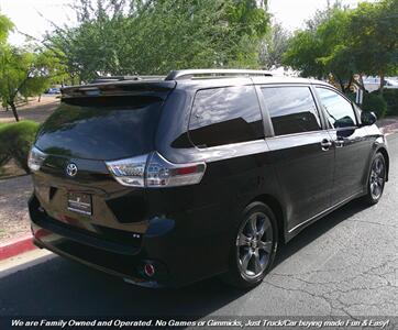 2015 Toyota Sienna SE Premium 8-Passeng - Photo 6 - Mesa, AZ 85202