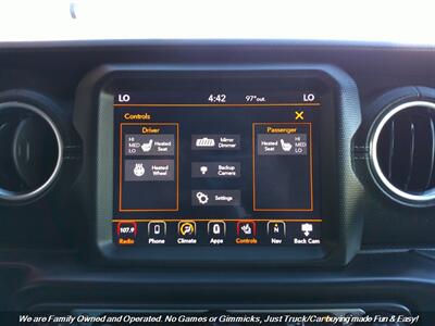 2019 Jeep Wrangler Unlimited Sahara   - Photo 39 - Mesa, AZ 85202