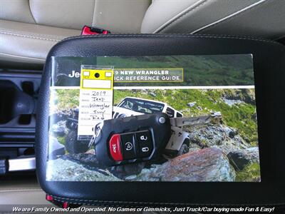 2019 Jeep Wrangler Unlimited Sahara   - Photo 53 - Mesa, AZ 85202