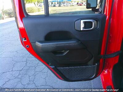 2019 Jeep Wrangler Unlimited Sahara   - Photo 20 - Mesa, AZ 85202