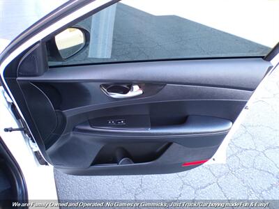 2022 Kia Forte GT-Line - Photo 28 - Mesa, AZ 85202