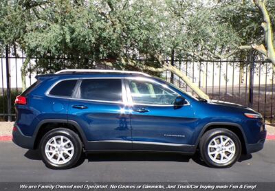 2018 Jeep Cherokee Latitude Plus   - Photo 5 - Mesa, AZ 85202