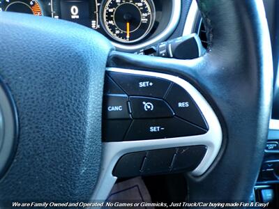 2018 Jeep Cherokee Latitude Plus   - Photo 43 - Mesa, AZ 85202