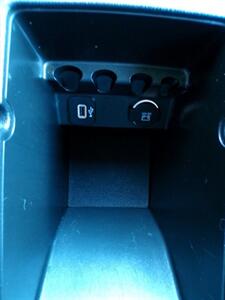 2018 Jeep Cherokee Latitude Plus   - Photo 40 - Mesa, AZ 85202