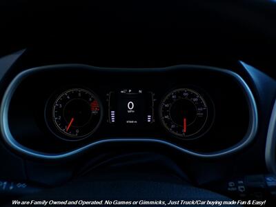 2018 Jeep Cherokee Latitude Plus   - Photo 10 - Mesa, AZ 85202