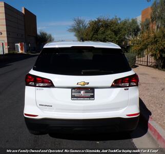 2022 Chevrolet Equinox LS - Photo 4 - Mesa, AZ 85202