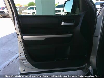 2016 Toyota Tundra CrewMax SR5 4X4   - Photo 13 - Mesa, AZ 85202