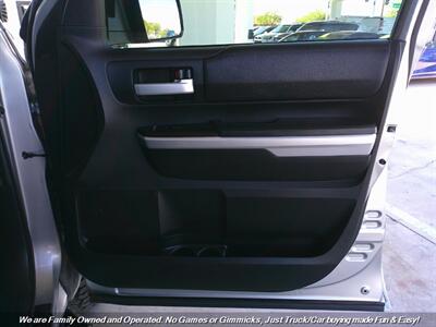 2016 Toyota Tundra CrewMax SR5 4X4   - Photo 31 - Mesa, AZ 85202