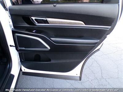 2022 Kia Telluride EX - Photo 28 - Mesa, AZ 85202