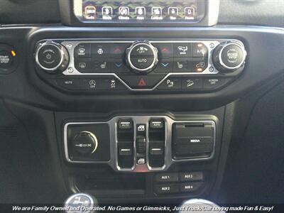 2019 Jeep Wrangler Unlimited Sahara   - Photo 42 - Mesa, AZ 85202