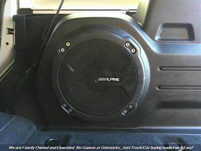 2019 Jeep Wrangler Unlimited Sahara   - Photo 45 - Mesa, AZ 85202