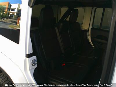2019 Jeep Wrangler Unlimited Sahara   - Photo 26 - Mesa, AZ 85202